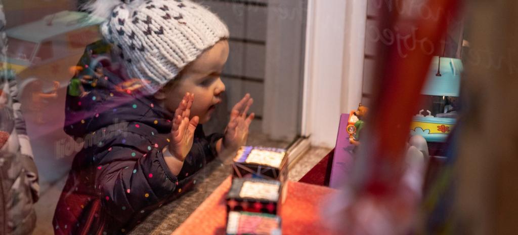 Downtown Penticton holiday shopping