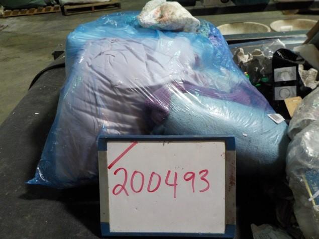 Spotted in recycling: Bags or clothing are not accepted